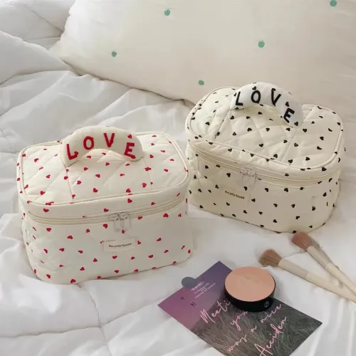 Saco de armazenamento cosmético com impressão de coração Saco de maquiagem portátil lindo Grande capacidade Cute Toiletry Was...