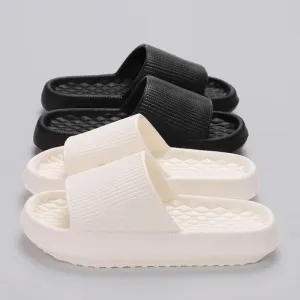 Chinelos macios de nuvem antiderrapante para mulheres, confortáveis chinelos de Eva, chinelos de plataforma grossa para banhe...